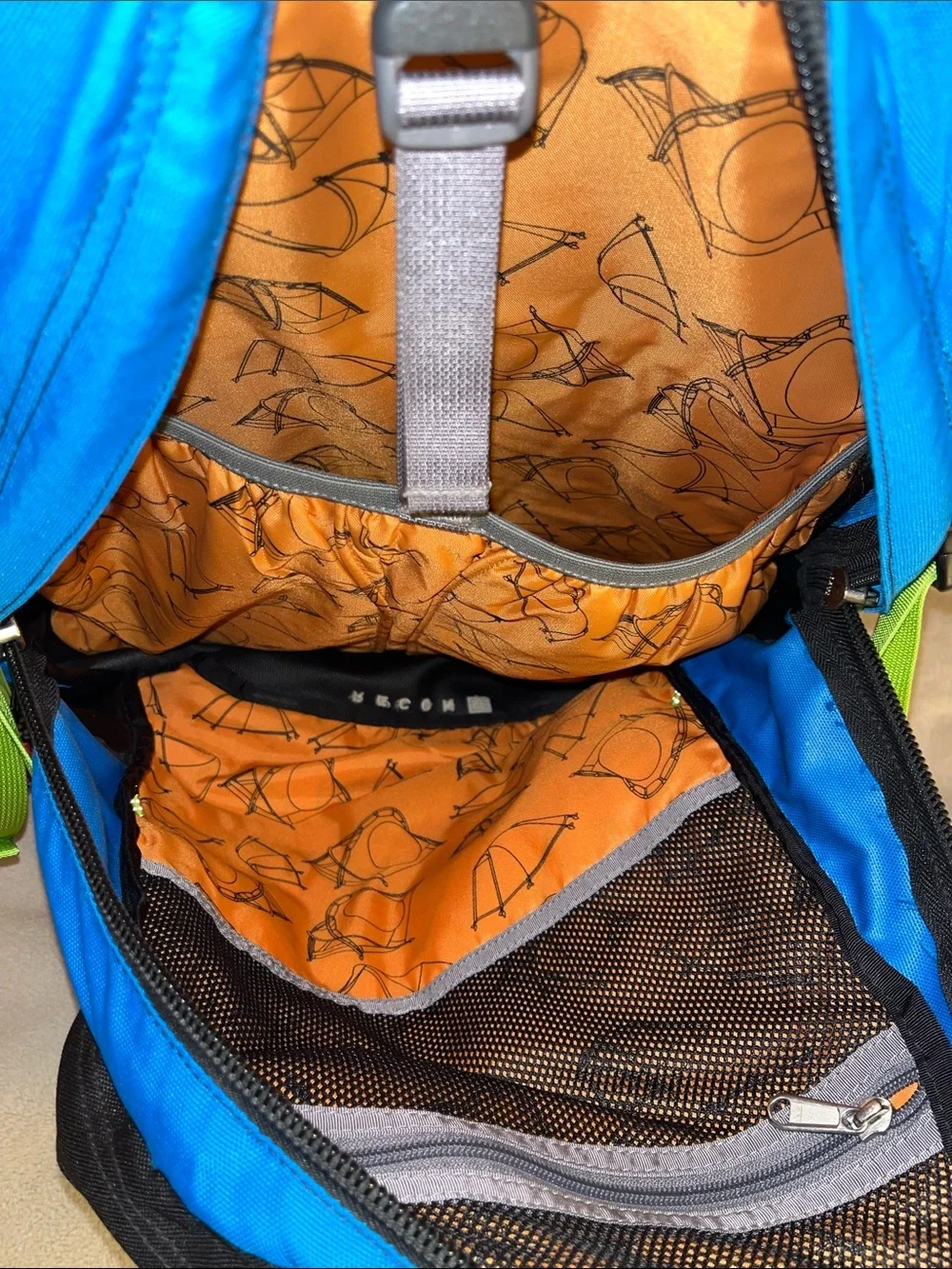 The North Face Recon SE backpack
